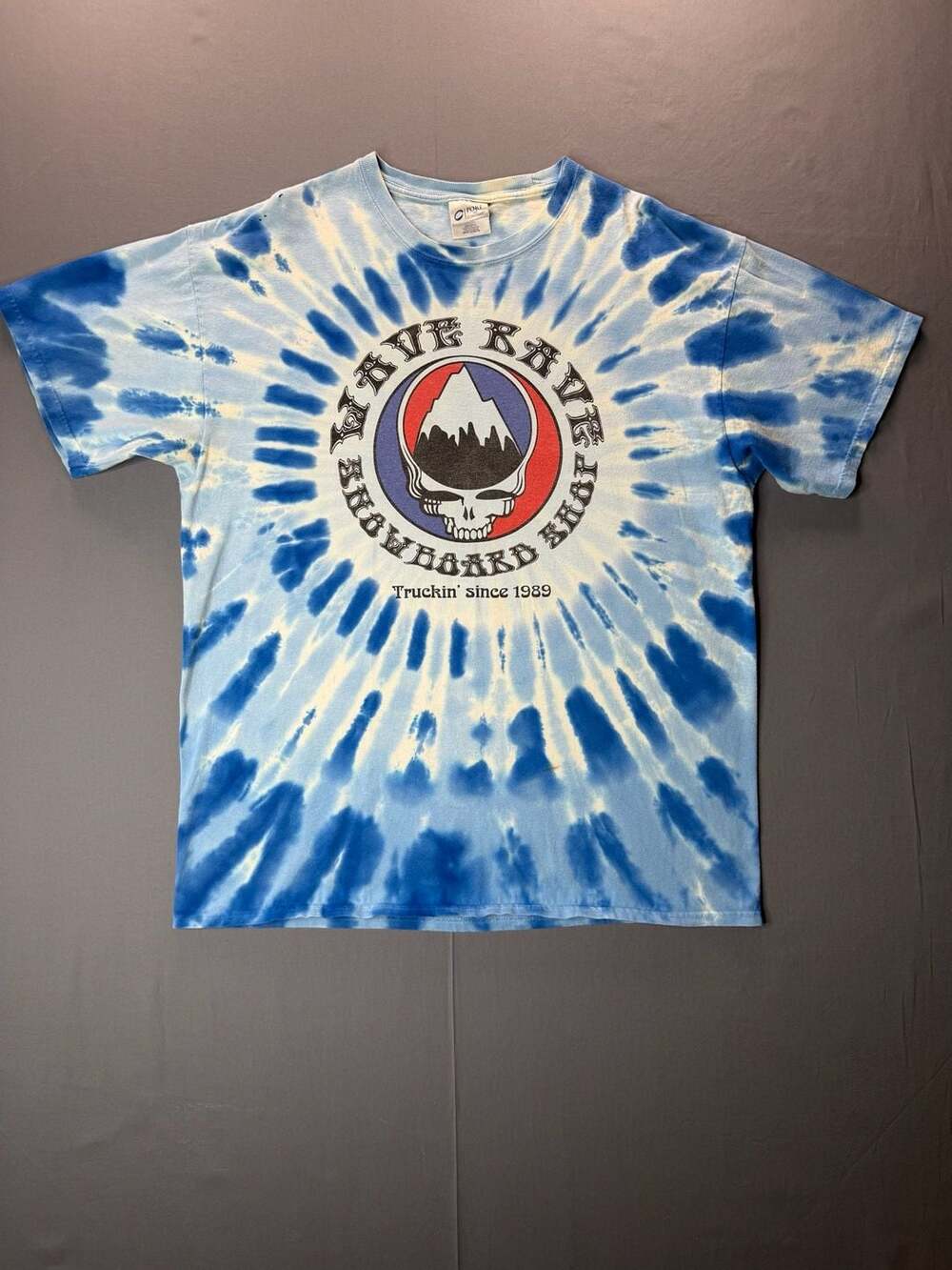 Vintage Y2K Grateful Dead Size XL Blue Tie Dye T-Shirt Wave Rave Snowboard Shop